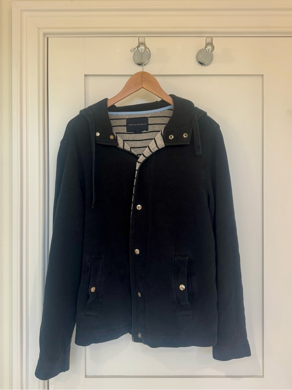 Black Hooded Sweatshirt Jacket